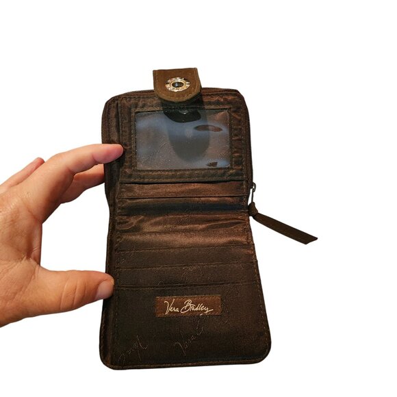 Vera Bradley Quilted Brown Wallet With Snap & Zip Closure - Picture 6 of 7